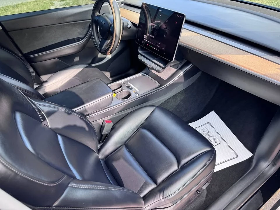 2022 Tesla Model Y - Image 11 of 11