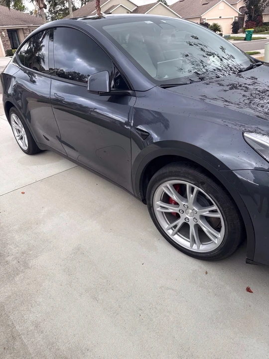 2022 Tesla Model Y - Image 4 of 9