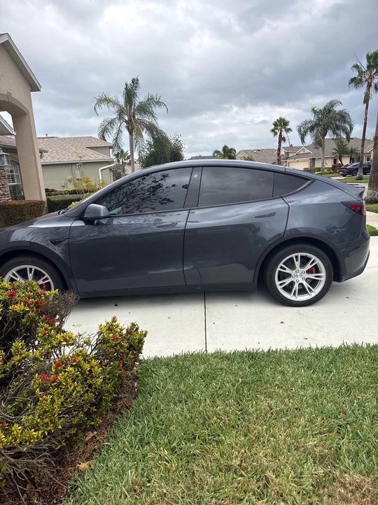 2022 Tesla Model Y - Image 8 of 9