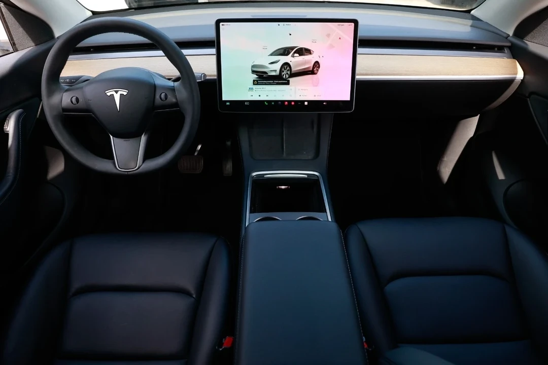 2022 Tesla Model Y - Image 21 of 21