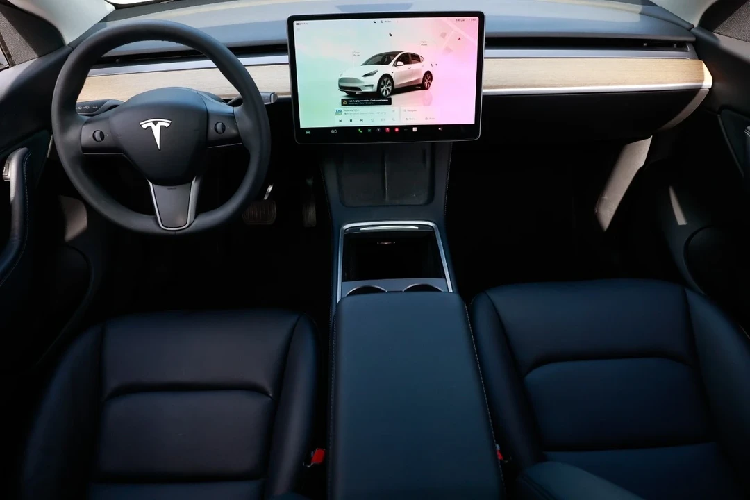 2022 Tesla Model Y - Image 2 of 21