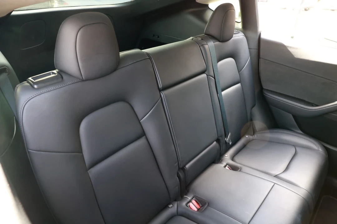 2022 Tesla Model Y - Image 12 of 21