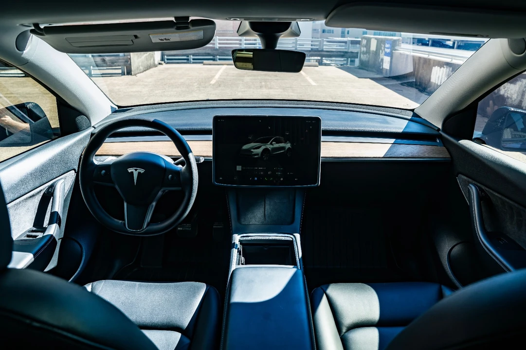 2022 Tesla Model Y - Image 20 of 21