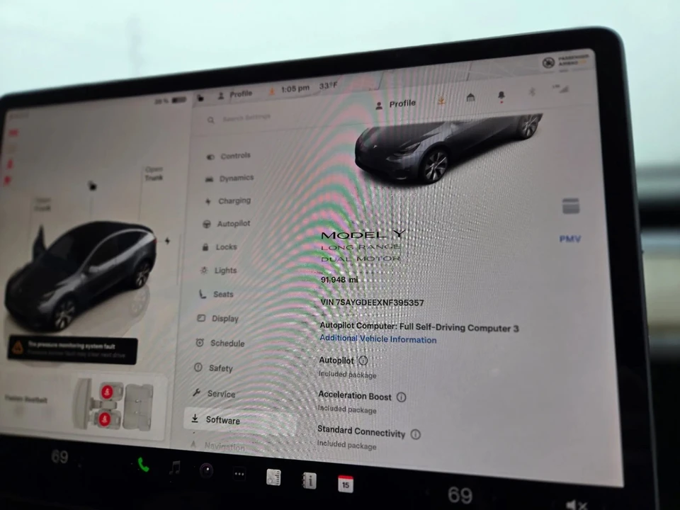 2022 Tesla Model Y - Image 7 of 14
