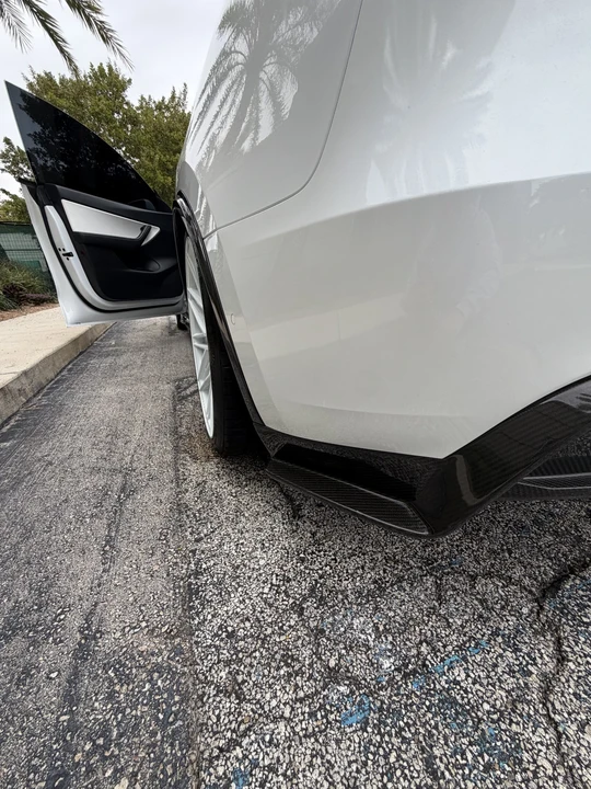 2022 Tesla Model Y - Image 11 of 16