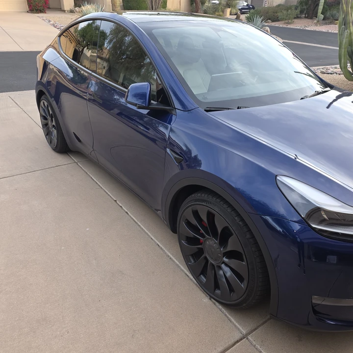 2022 Tesla Model Y - Image 3 of 13