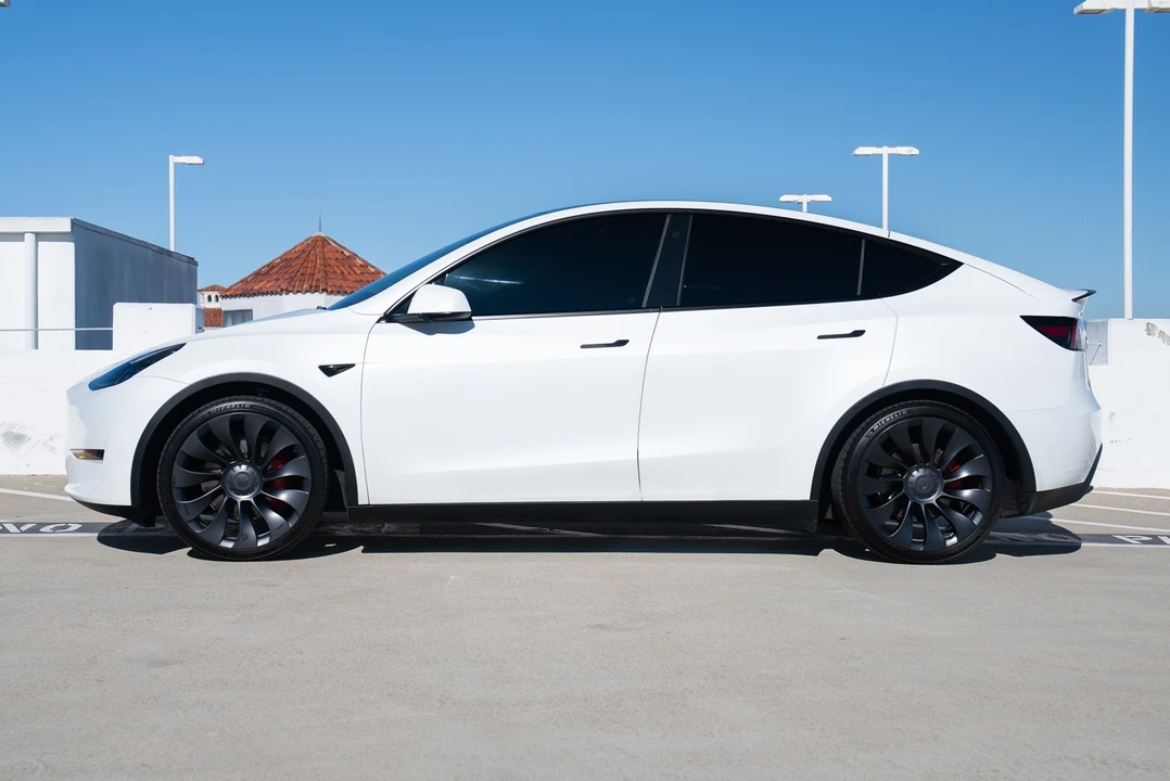 2022 Tesla Model Y - Image 7 of 21
