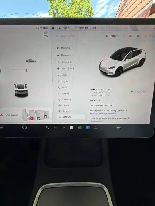 2022 Tesla Model Y - Image 11 of 15