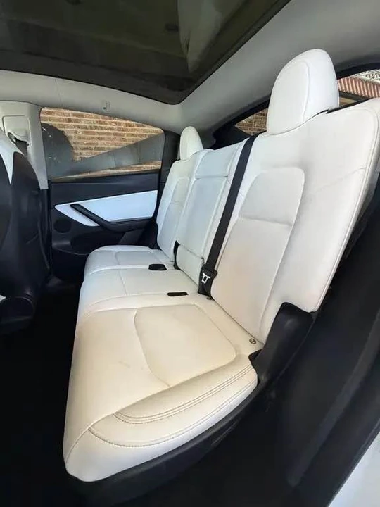 2022 Tesla Model Y - Image 15 of 15