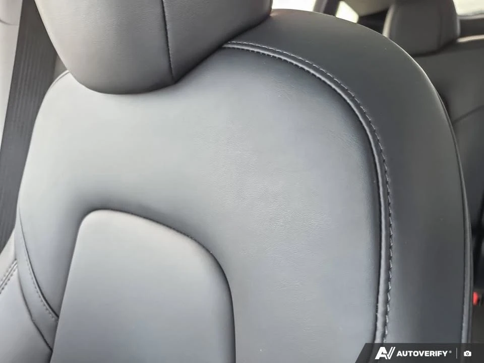 2022 Tesla Model Y - Image 19 of 19