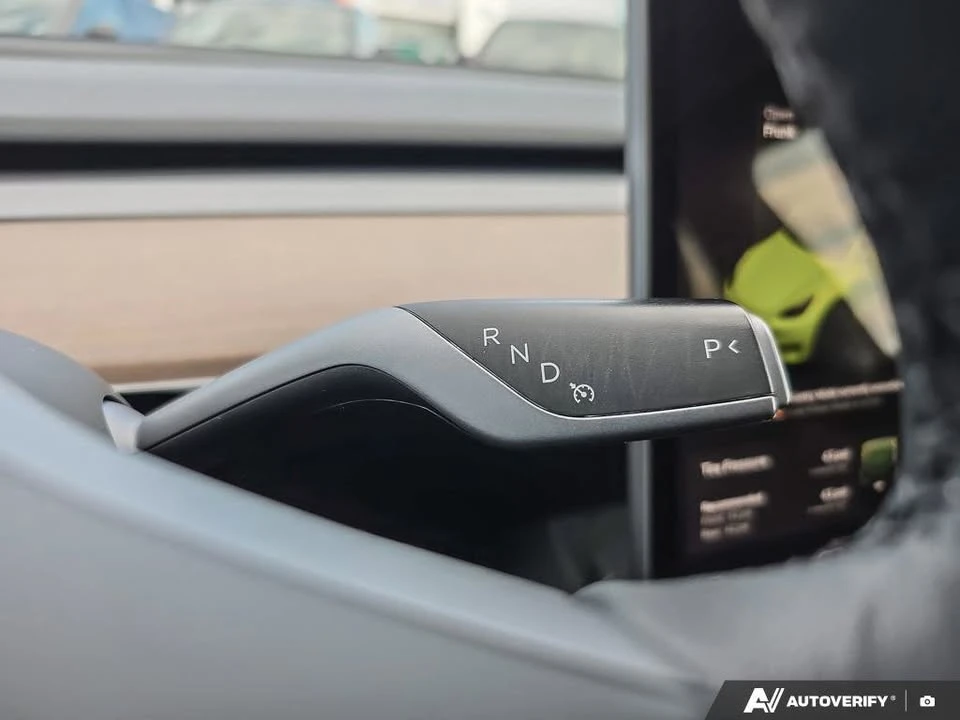 2022 Tesla Model Y - Image 14 of 19