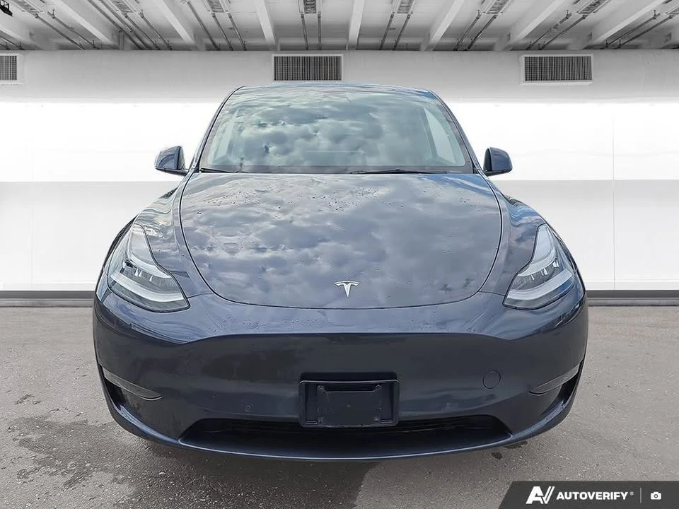 2022 Tesla Model Y - Image 8 of 19