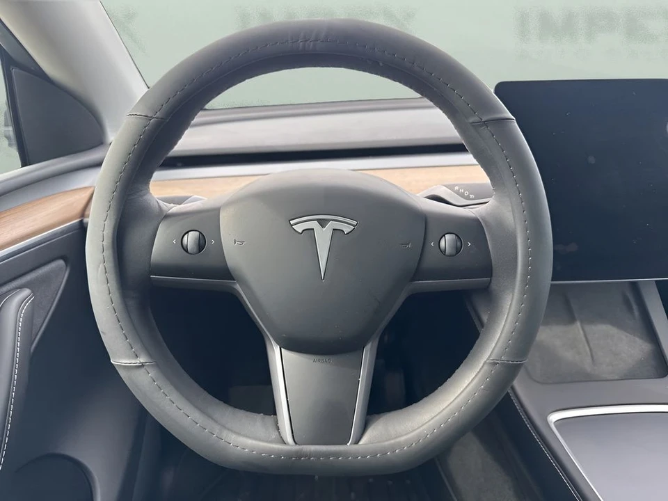 2022 Tesla Model Y - Image 14 of 21