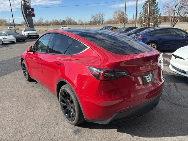 2022 Tesla Model Y - Image 6 of 10