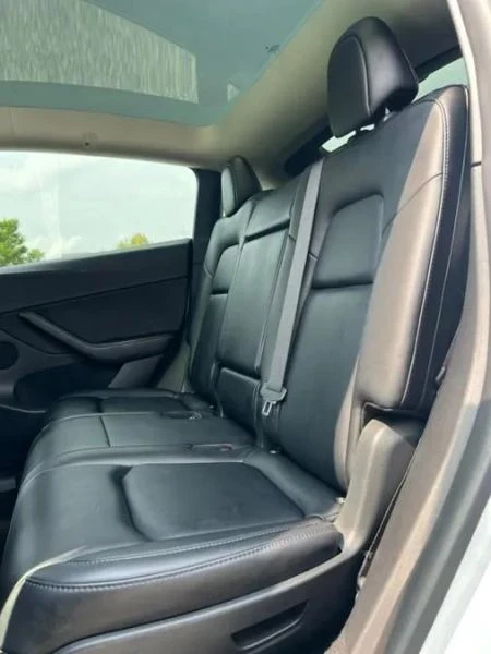 2022 Tesla Model Y - Image 5 of 12