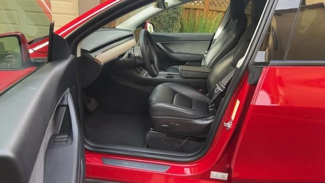 2022 Tesla Model Y - Image 5 of 7