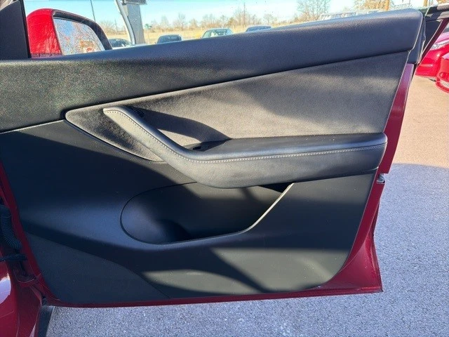 2022 Tesla Model Y - Image 20 of 21