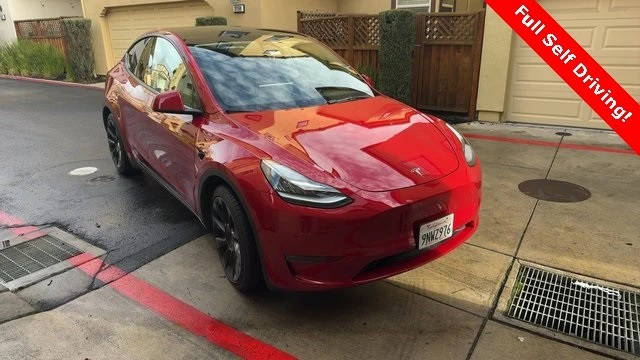 2022 Tesla Model Y - Image 2 of 7