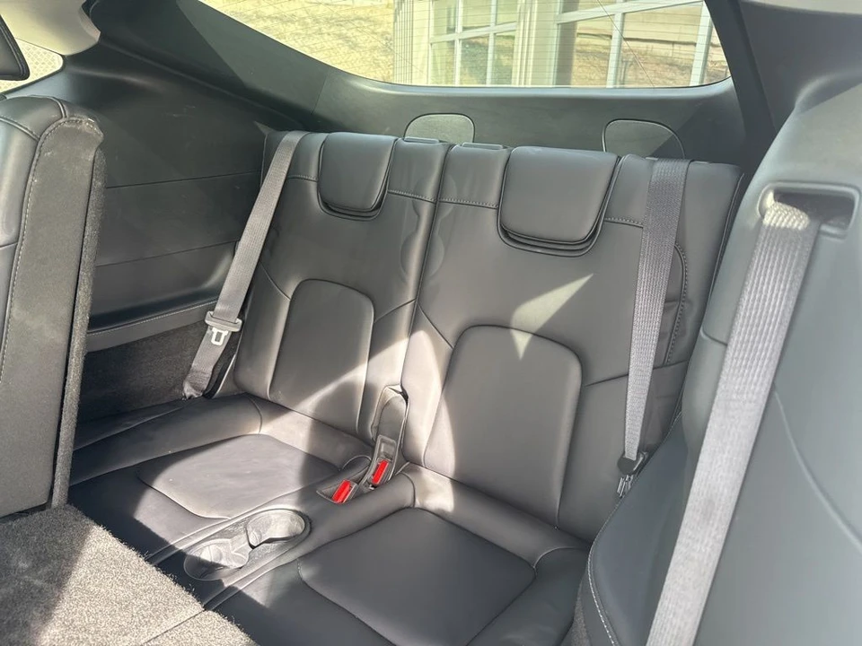 2022 Tesla Model Y - Image 17 of 21