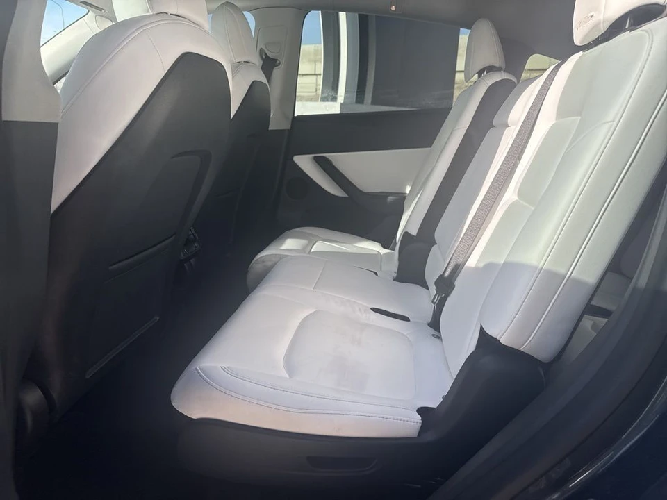2022 Tesla Model Y - Image 16 of 21
