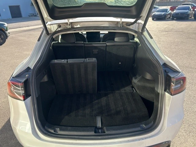 2022 Tesla Model Y - Image 16 of 21
