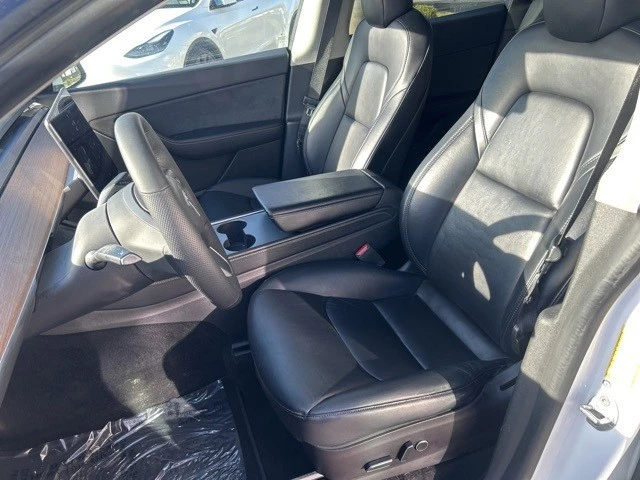 2022 Tesla Model Y - Image 12 of 21