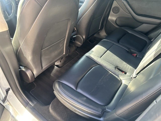 2022 Tesla Model Y - Image 14 of 21