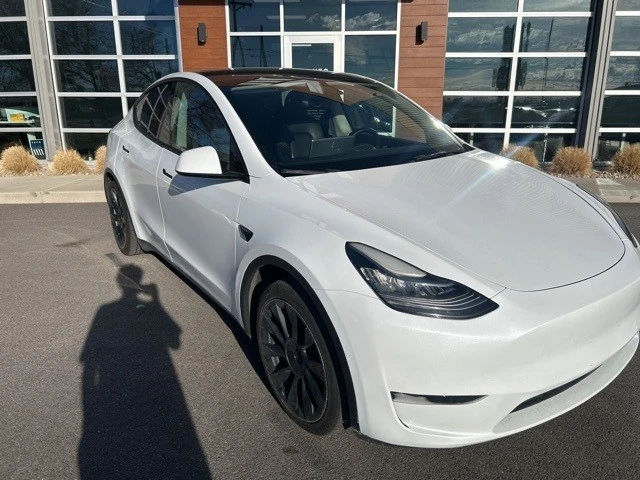 2022 Tesla Model Y - Image 2 of 21