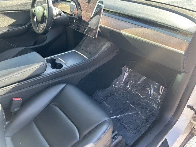 2022 Tesla Model Y - Image 21 of 21