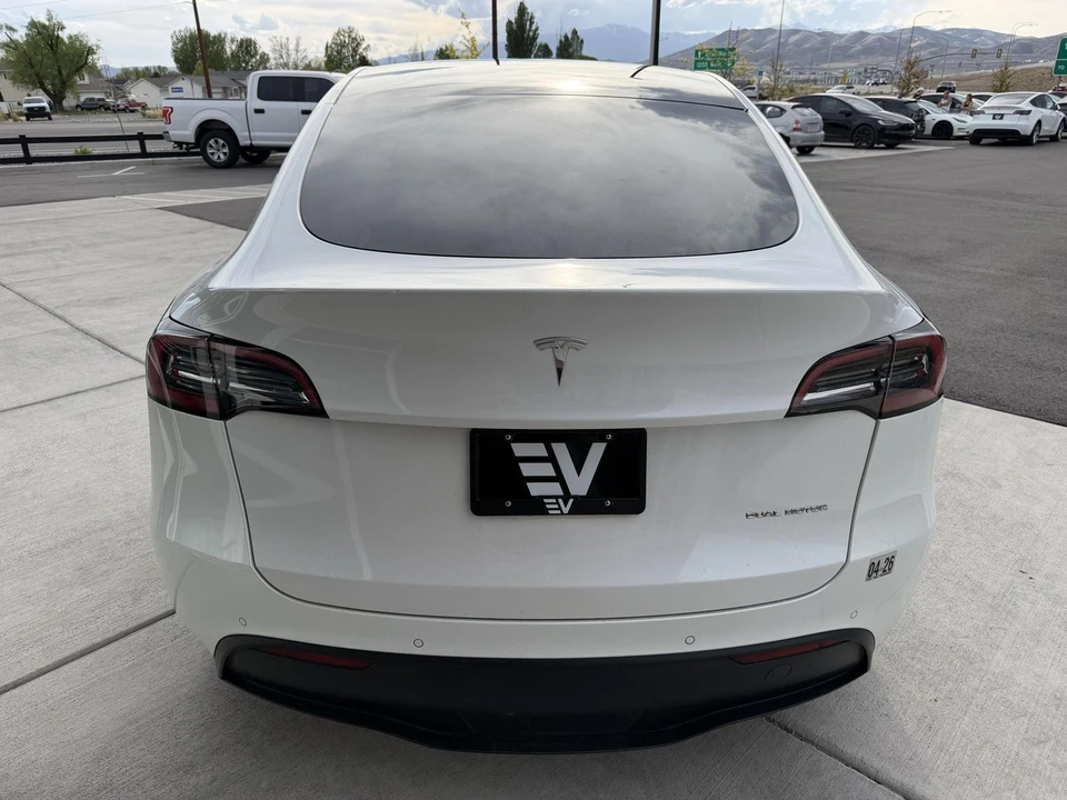 2022 Tesla Model Y - Image 7 of 21