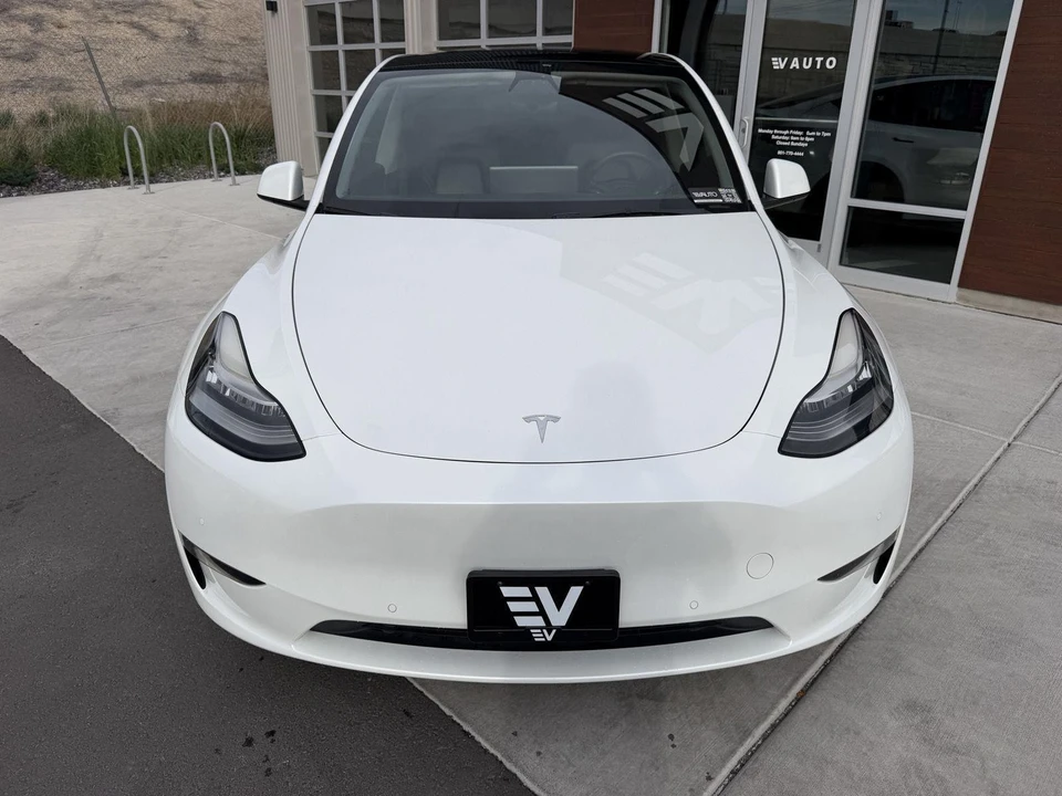 2022 Tesla Model Y - Image 3 of 21
