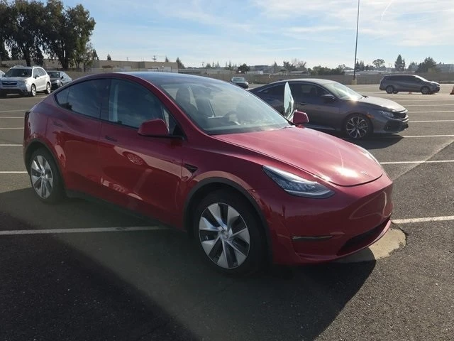 2022 Tesla Model Y - Image 2 of 7
