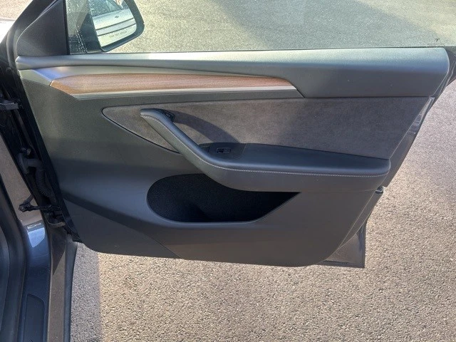 2022 Tesla Model Y - Image 21 of 21