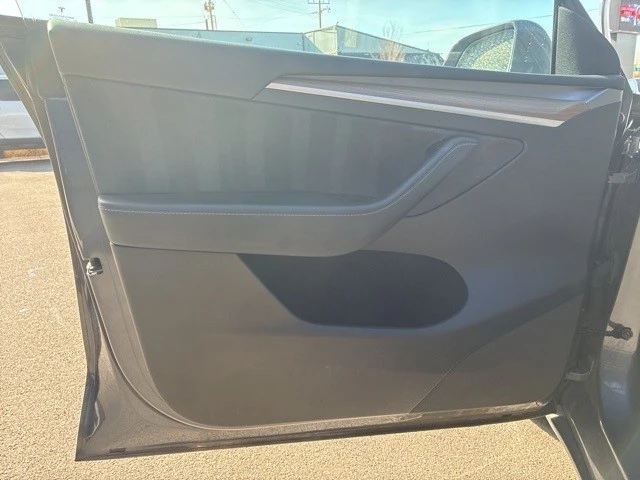 2022 Tesla Model Y - Image 12 of 21