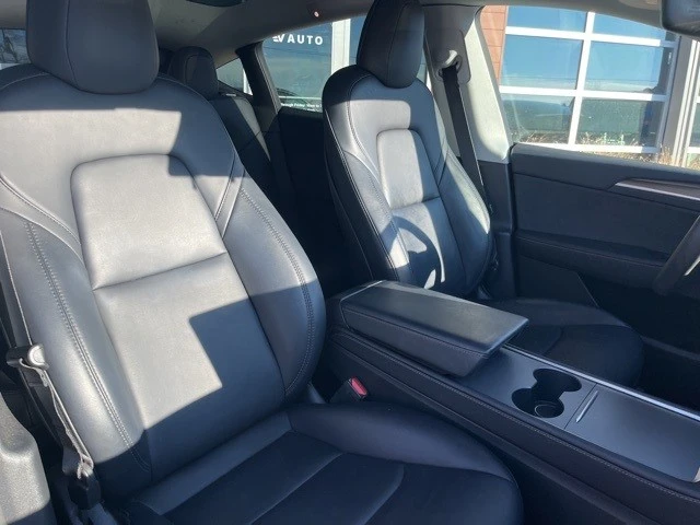 2022 Tesla Model Y - Image 19 of 21