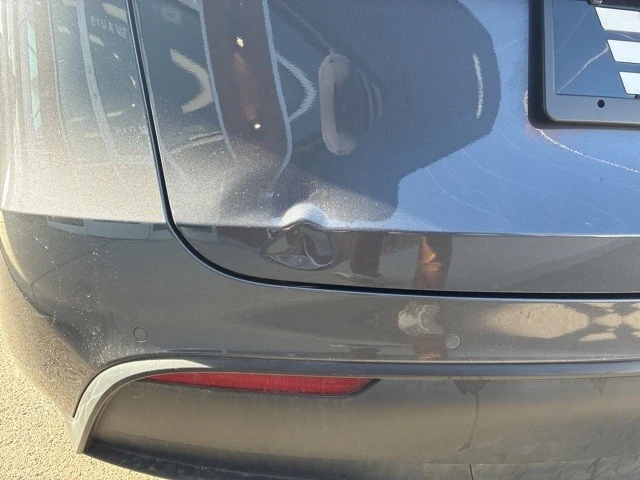 2022 Tesla Model Y - Image 7 of 21