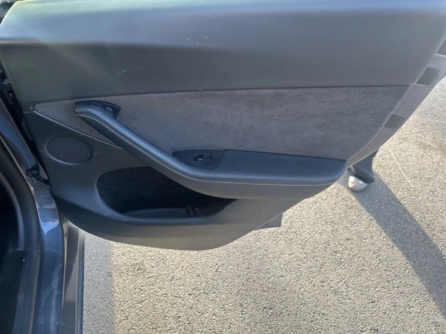 2022 Tesla Model Y - Image 18 of 21