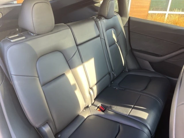 2022 Tesla Model Y - Image 16 of 21