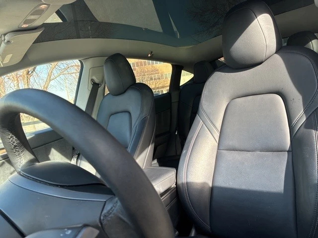 2022 Tesla Model Y - Image 14 of 21