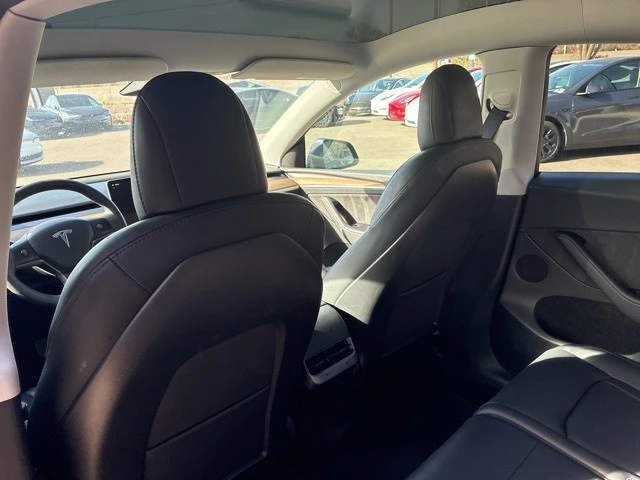 2022 Tesla Model Y - Image 16 of 21