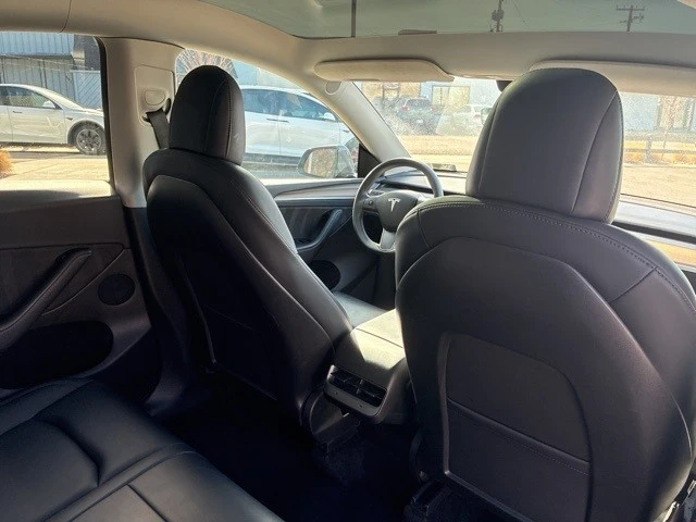 2022 Tesla Model Y - Image 19 of 21