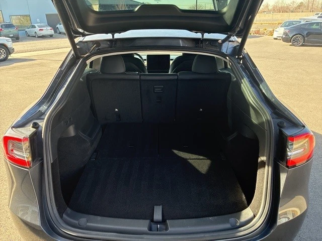 2022 Tesla Model Y - Image 8 of 21