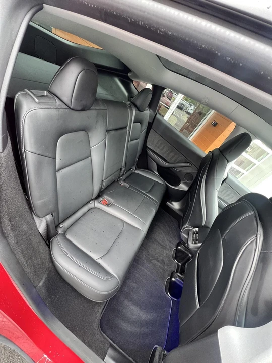 2022 Tesla Model Y - Image 14 of 16