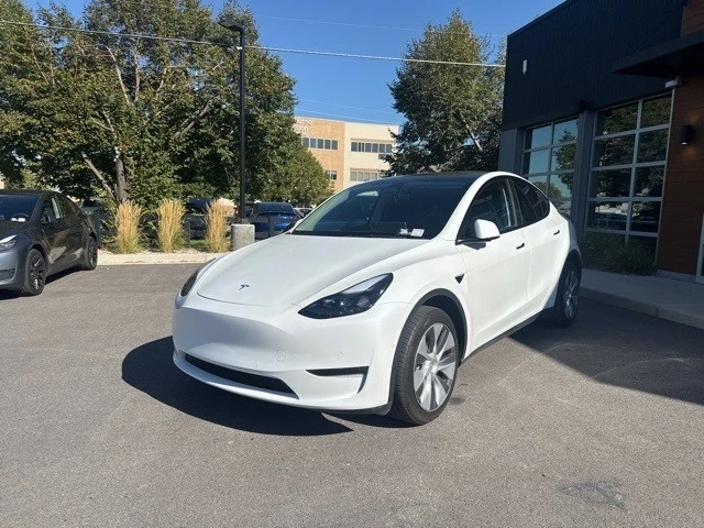 2022 Tesla Model Y - Image 4 of 21