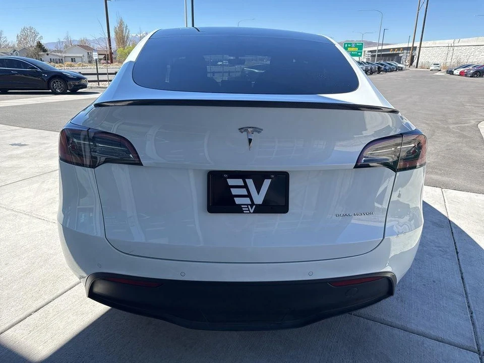 2022 Tesla Model Y - Image 7 of 21