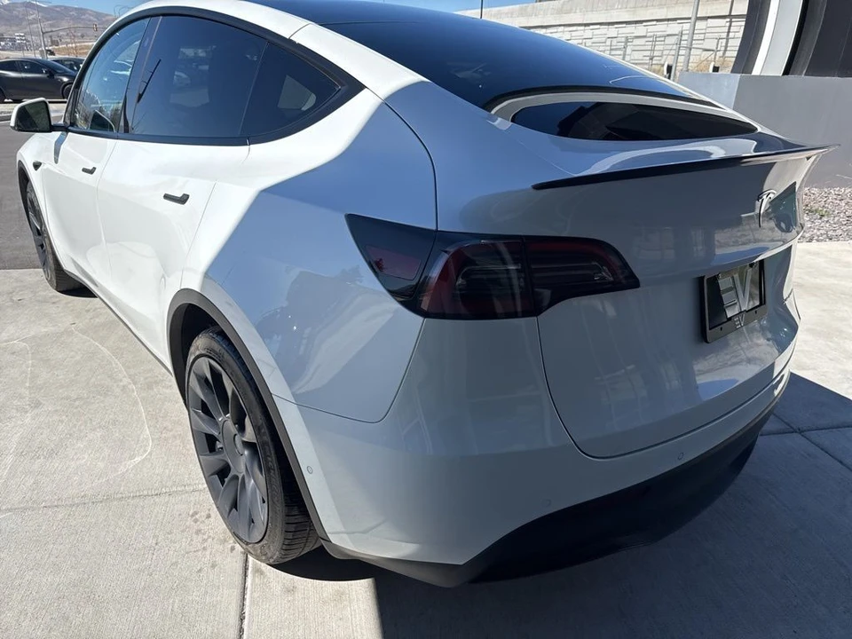 2022 Tesla Model Y - Image 6 of 21