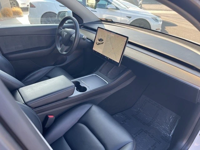 2022 Tesla Model Y - Image 20 of 21