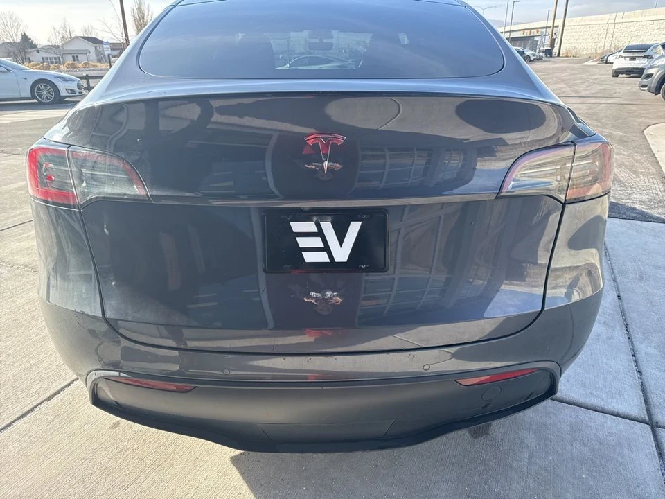 2022 Tesla Model Y - Image 6 of 21