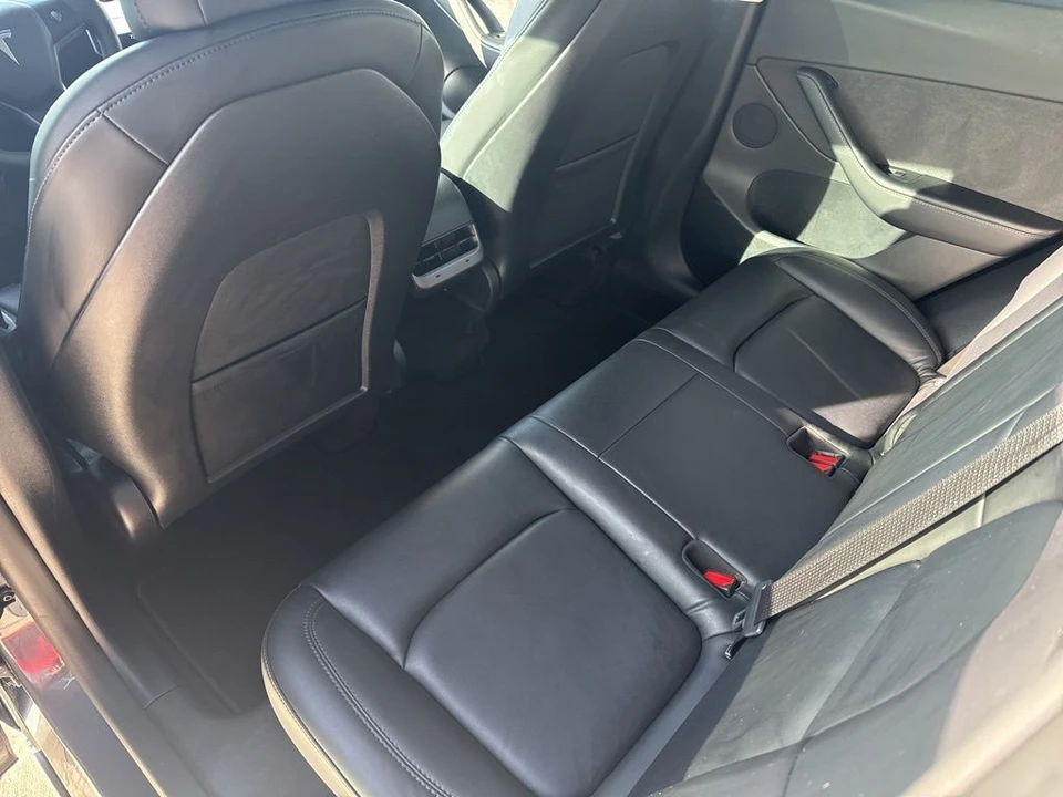 2022 Tesla Model Y - Image 14 of 21