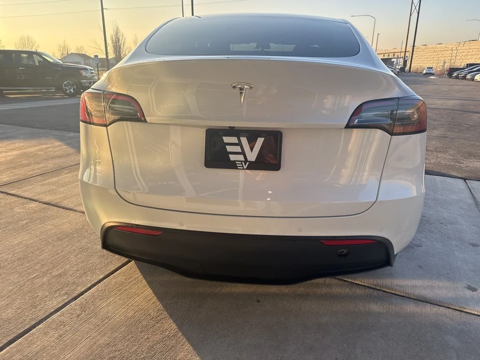 2022 Tesla Model Y - Image 6 of 21